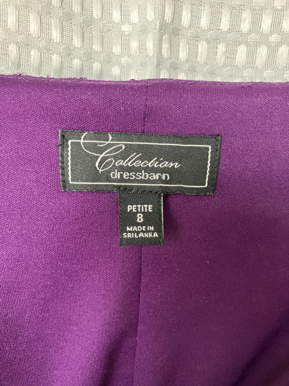 Purple Lace Elegant Cocktail Dress Petite Sz 8 V Neck Sleeveless Wedding Guest - Picture 5 of 12